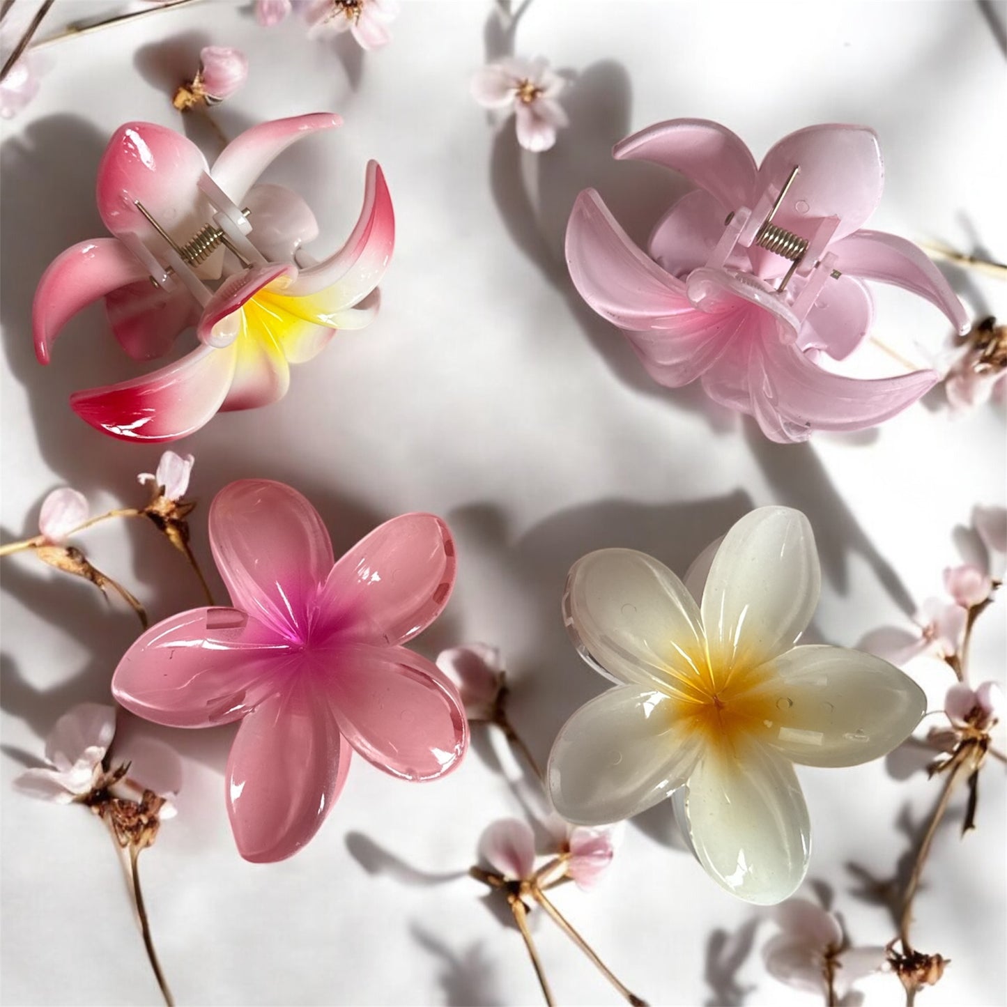 Sparkly Flower Hair Claw Pink