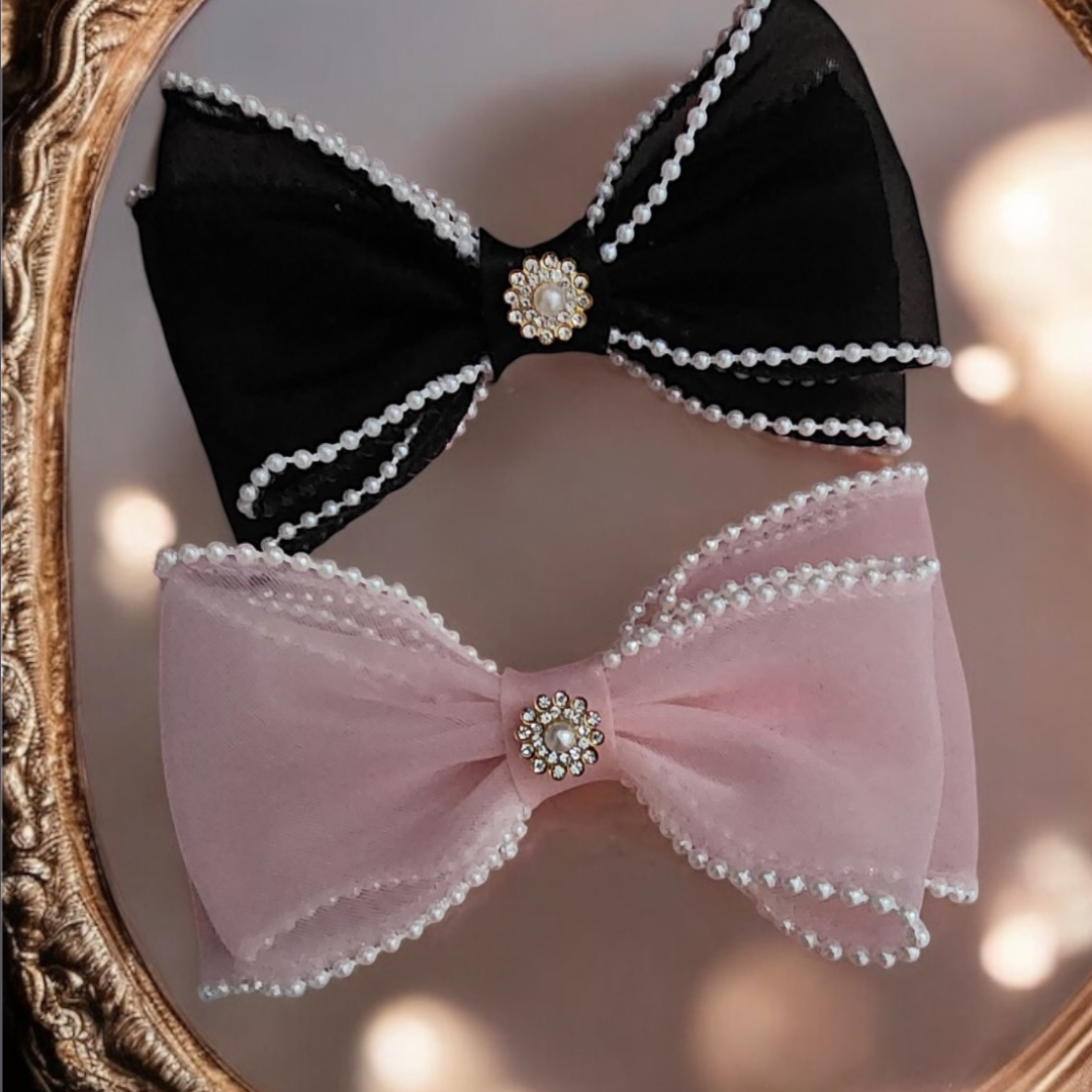 Elegant Pearl Bow