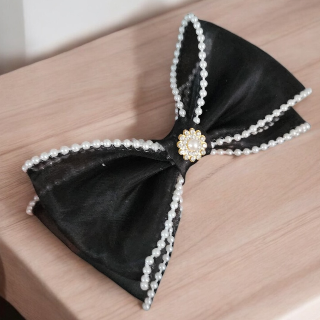 Elegant Pearl Bow