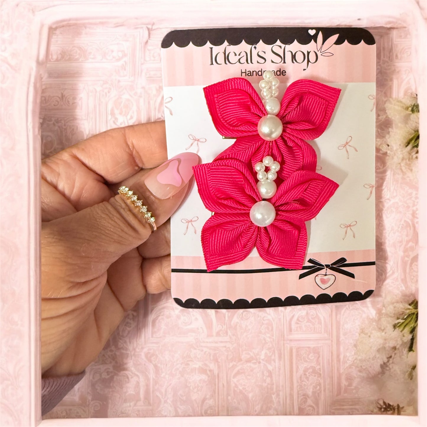 BUTTERFLY BOWS