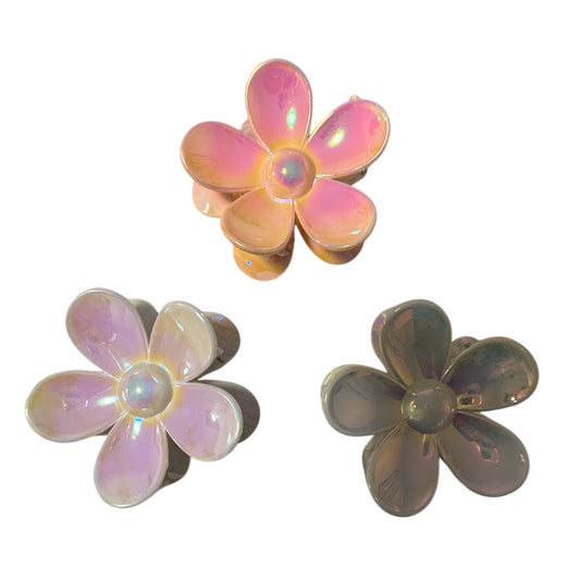 Pearl Flower Hair Claw
