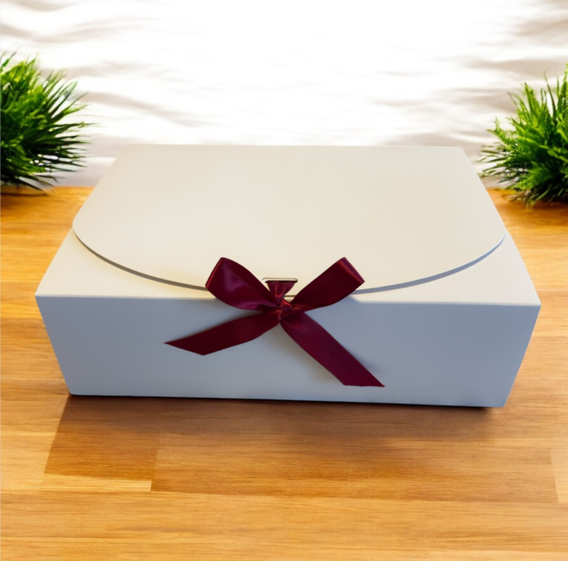 Gift Box: Personalized Glass Tumbler, Card Holder, and Name Keychain